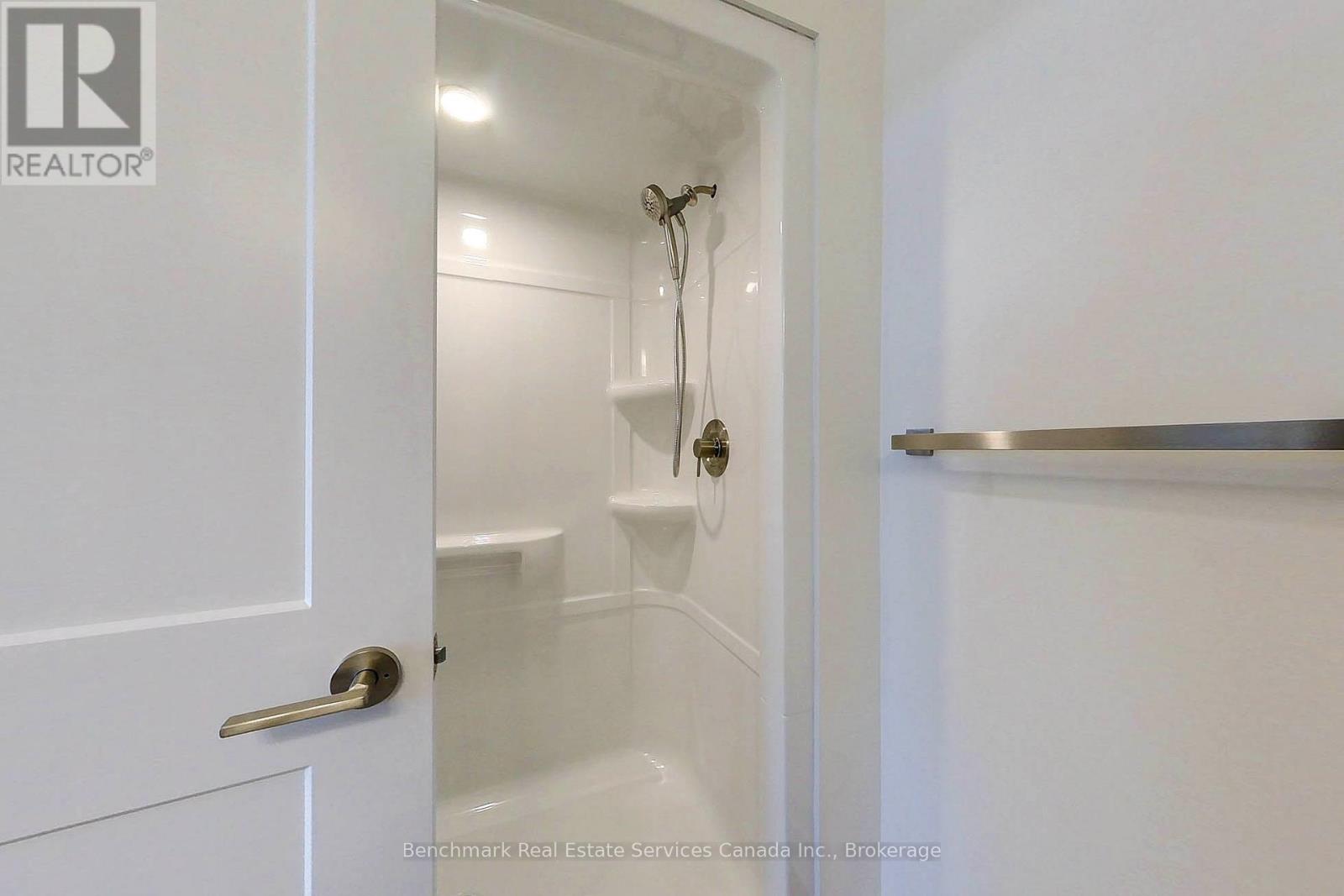 65 Cavalier Crescent, Huron-Kinloss, Ontario  N0G 2R0 - Photo 11 - X12978468