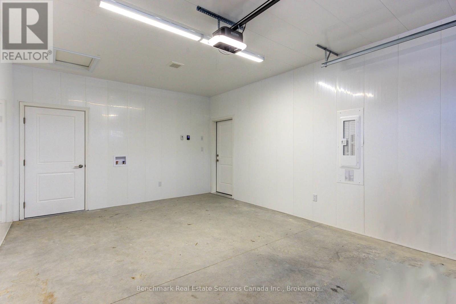 65 Cavalier Crescent, Huron-Kinloss, Ontario  N0G 2R0 - Photo 14 - X12978468