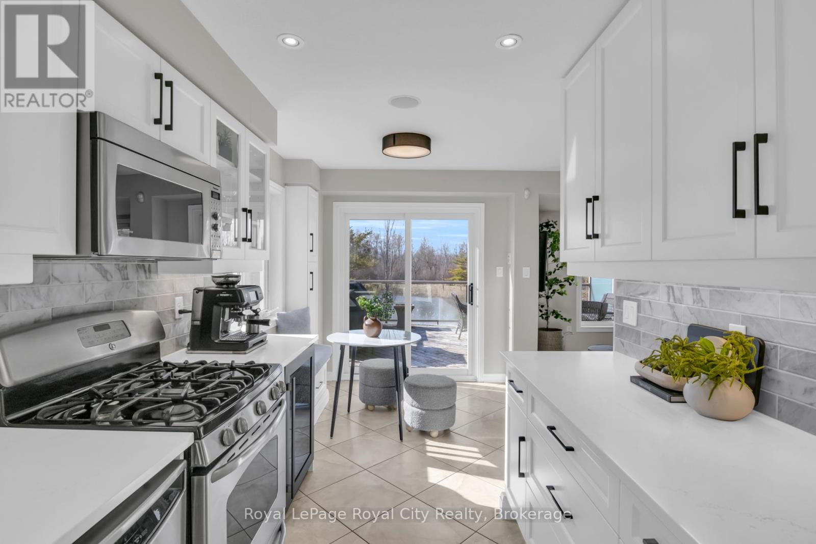 71 Vaughan Street, Guelph, Ontario  N1G 0B3 - Photo 11 - X12978492