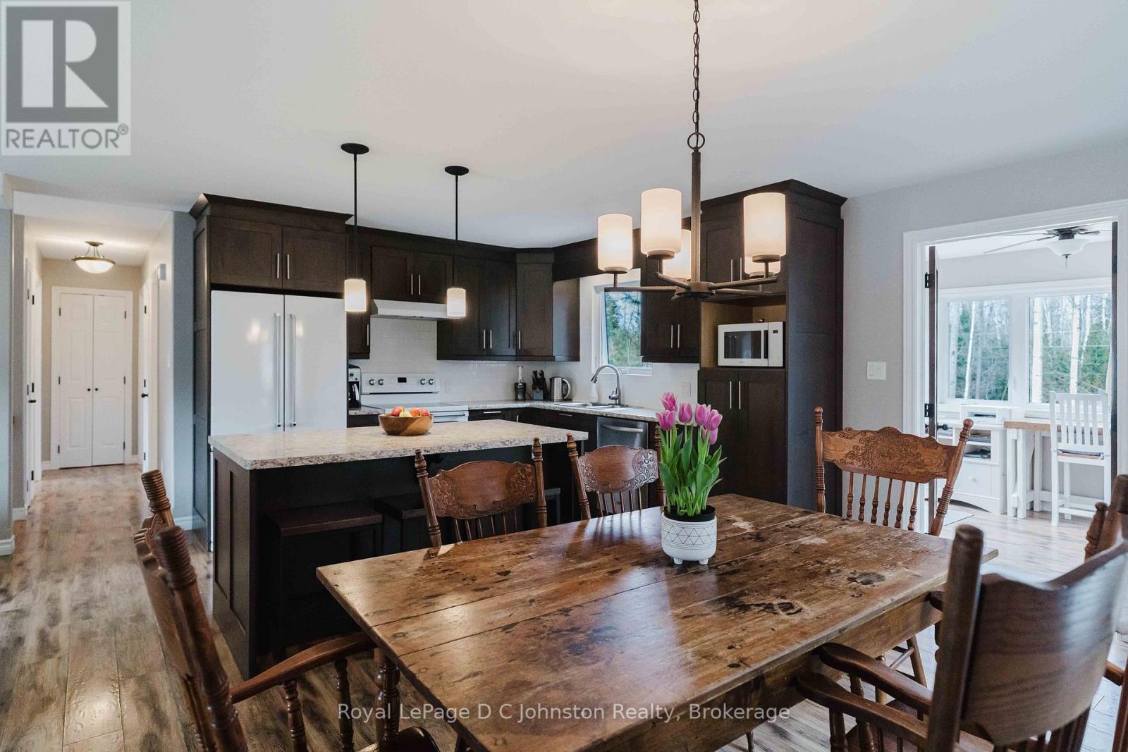 334 Tyendinaga Drive, Saugeen Shores, Ontario  N0H 2L0 - Photo 10 - X12978740