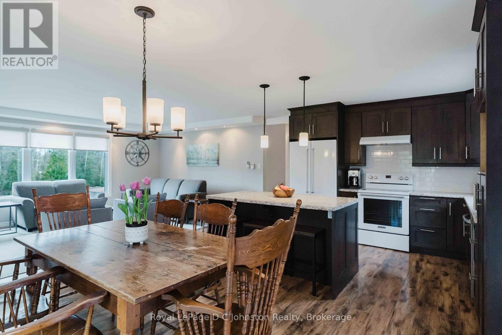 334 Tyendinaga Drive, Saugeen Shores, Ontario  N0H 2L0 - Photo 11 - X12978740