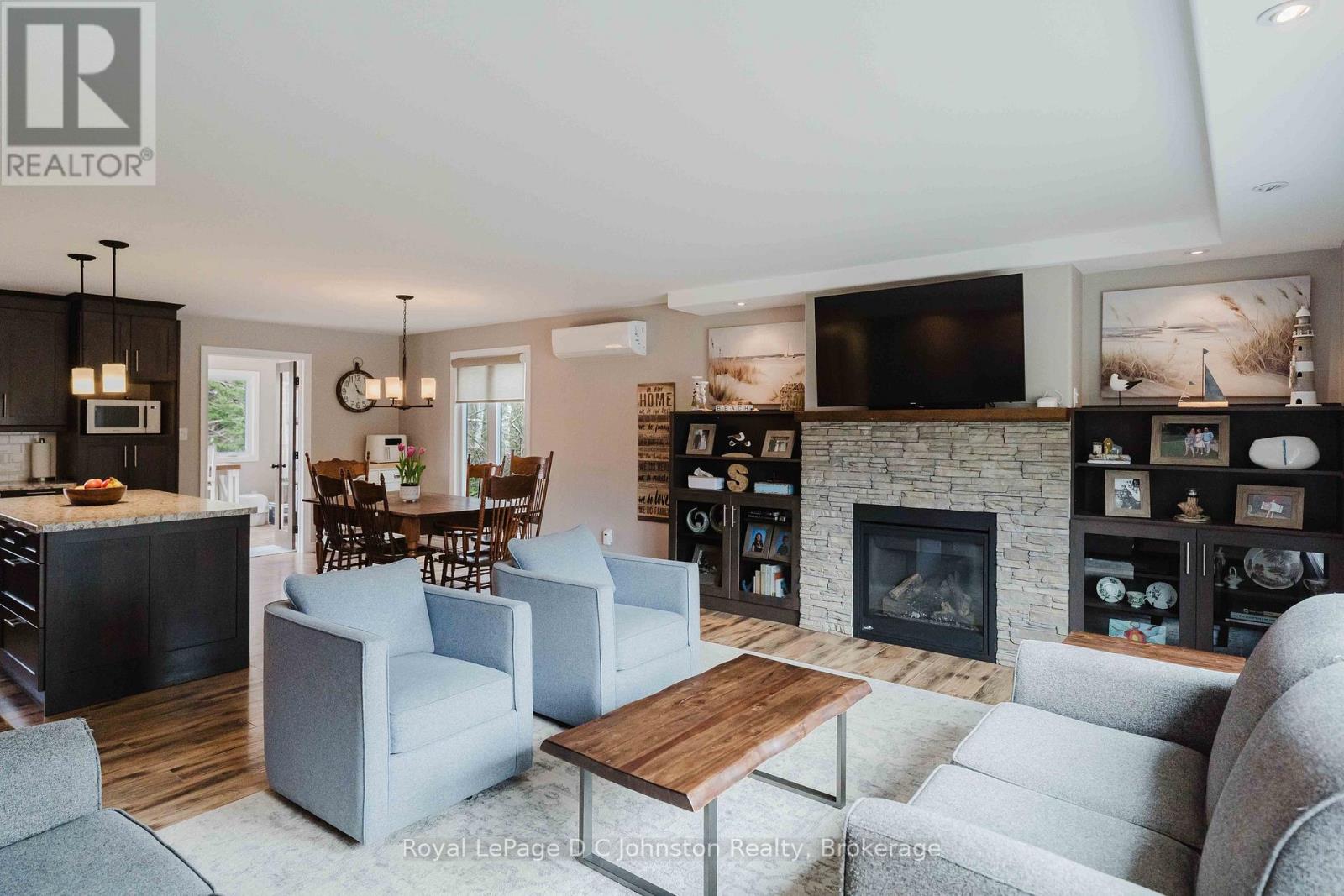 334 Tyendinaga Drive, Saugeen Shores, Ontario  N0H 2L0 - Photo 8 - X12978740