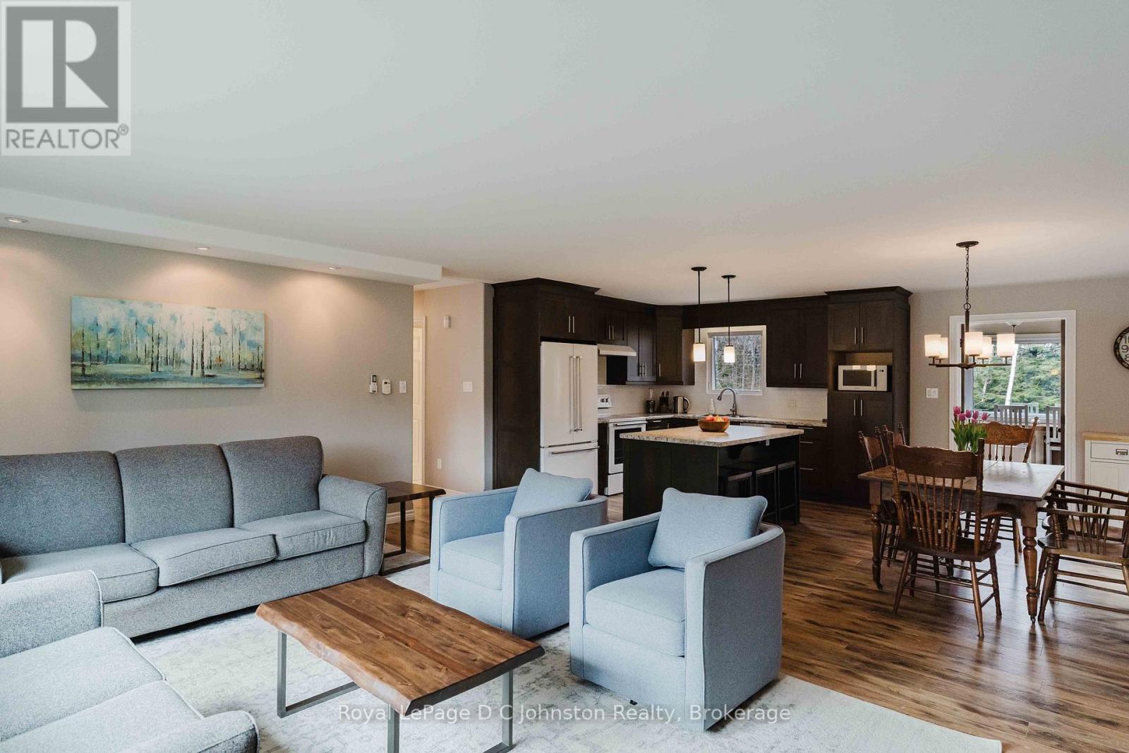 334 Tyendinaga Drive, Saugeen Shores, Ontario  N0H 2L0 - Photo 9 - X12978740