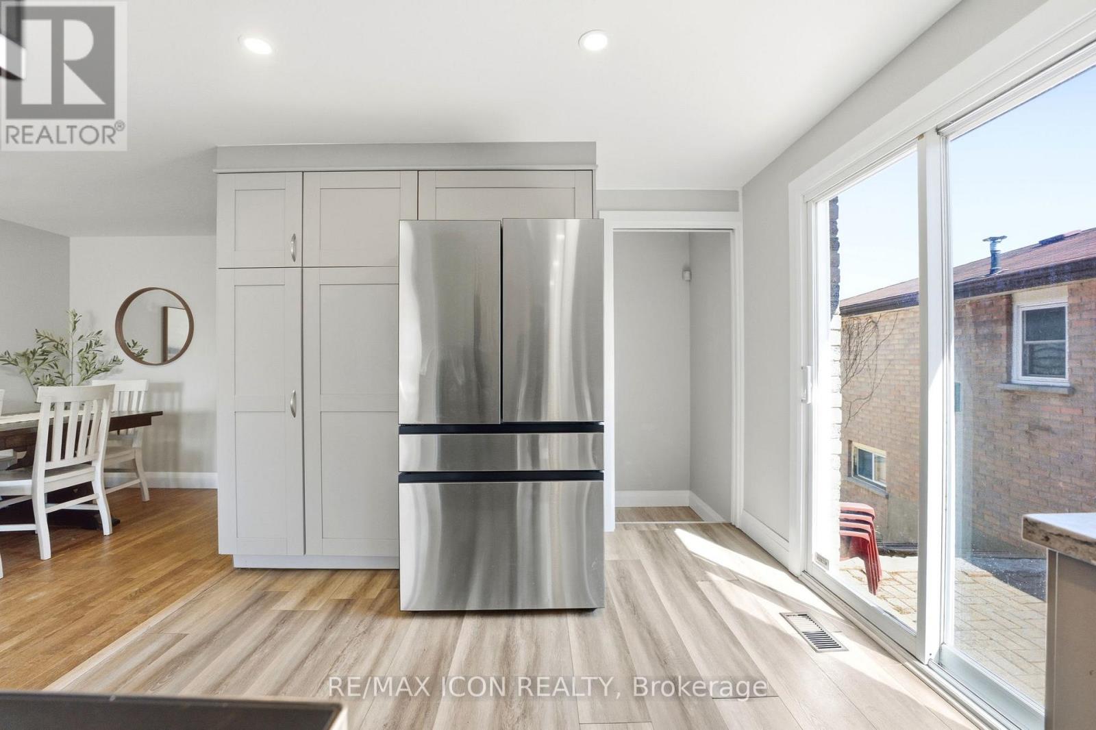 304 Dinison Place, Kitchener, Ontario  N2E 3A6 - Photo 12 - X12978290