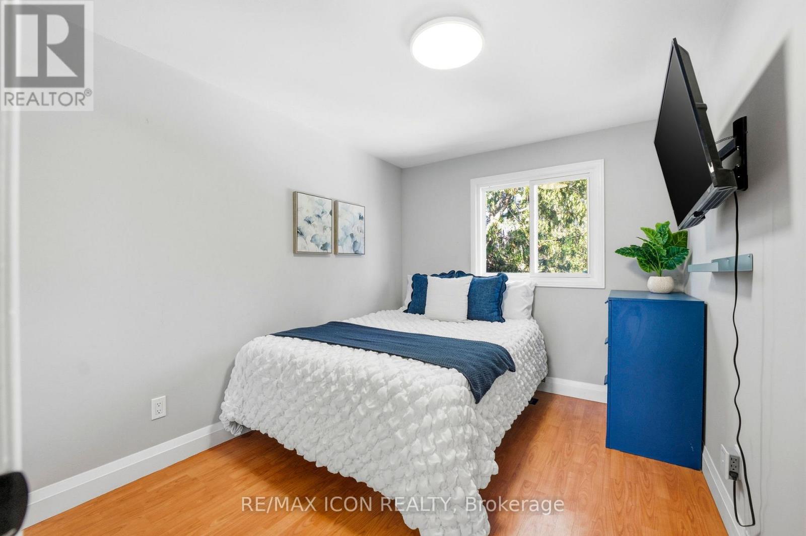 304 Dinison Place, Kitchener, Ontario  N2E 3A6 - Photo 18 - X12978290