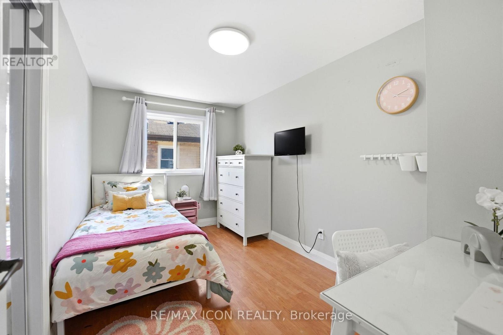 304 Dinison Place, Kitchener, Ontario  N2E 3A6 - Photo 19 - X12978290