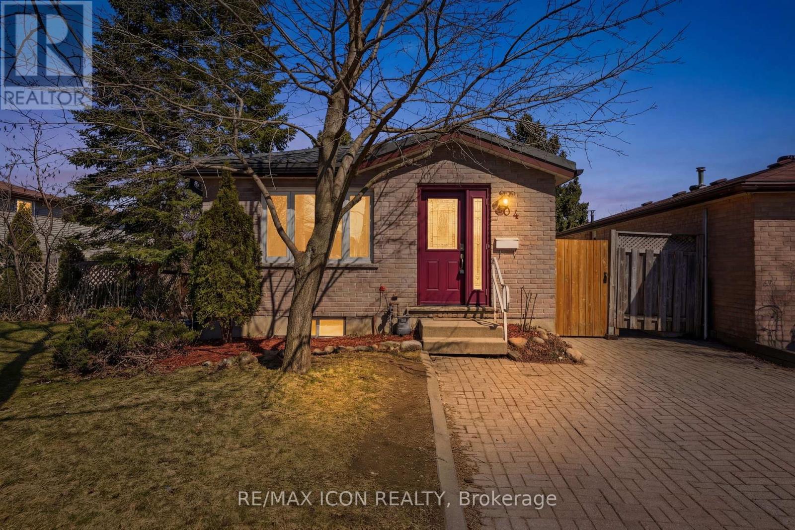304 Dinison Place, Kitchener, Ontario  N2E 3A6 - Photo 38 - X12978290