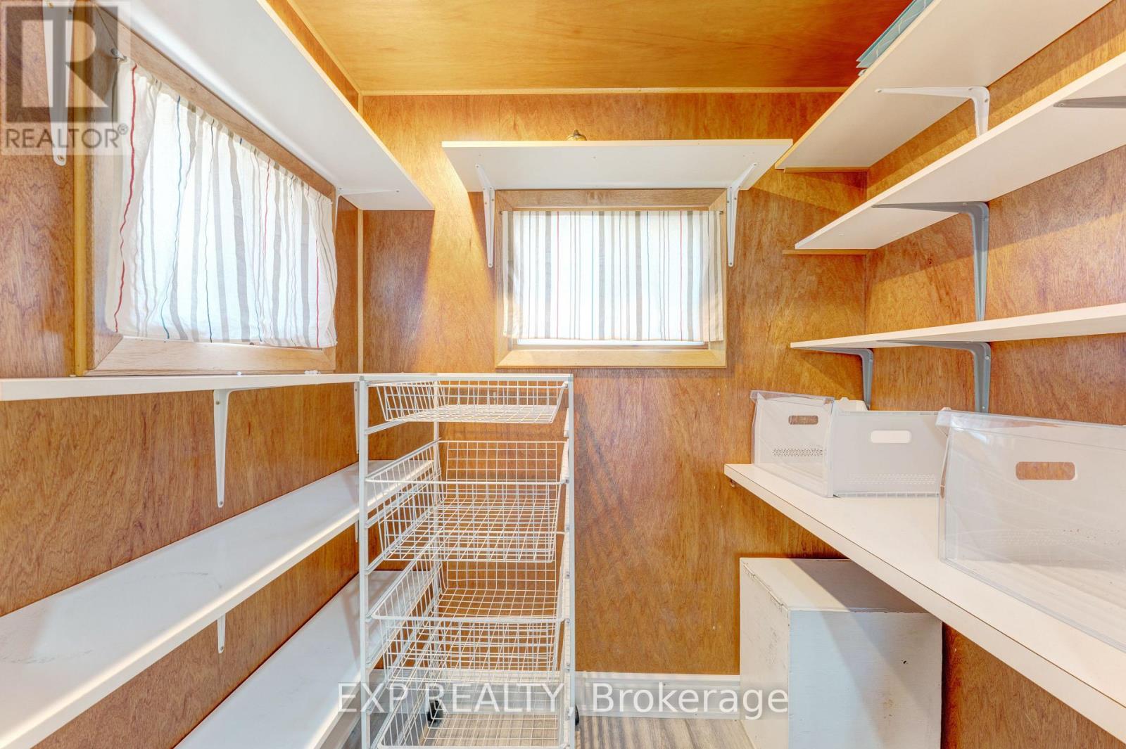 24 Onward Avenue, Kitchener, Ontario  N2H 3J7 - Photo 17 - X12978292