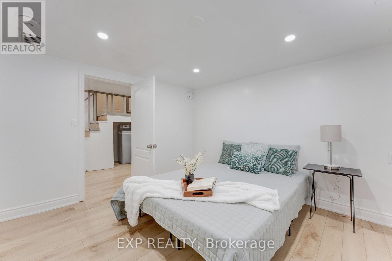 24 Onward Avenue, Kitchener, Ontario  N2H 3J7 - Photo 31 - X12978292