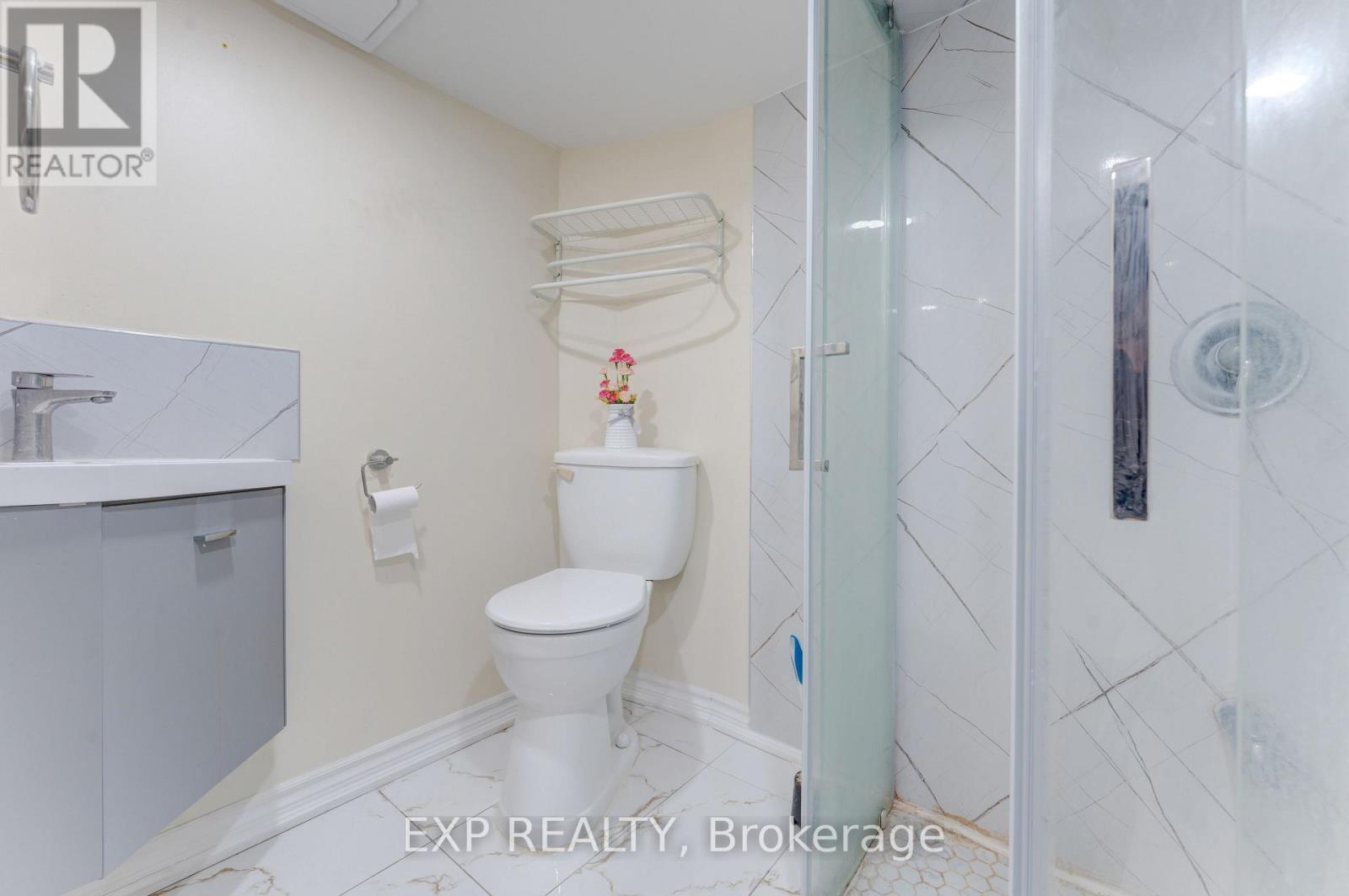 24 Onward Avenue, Kitchener, Ontario  N2H 3J7 - Photo 36 - X12978292