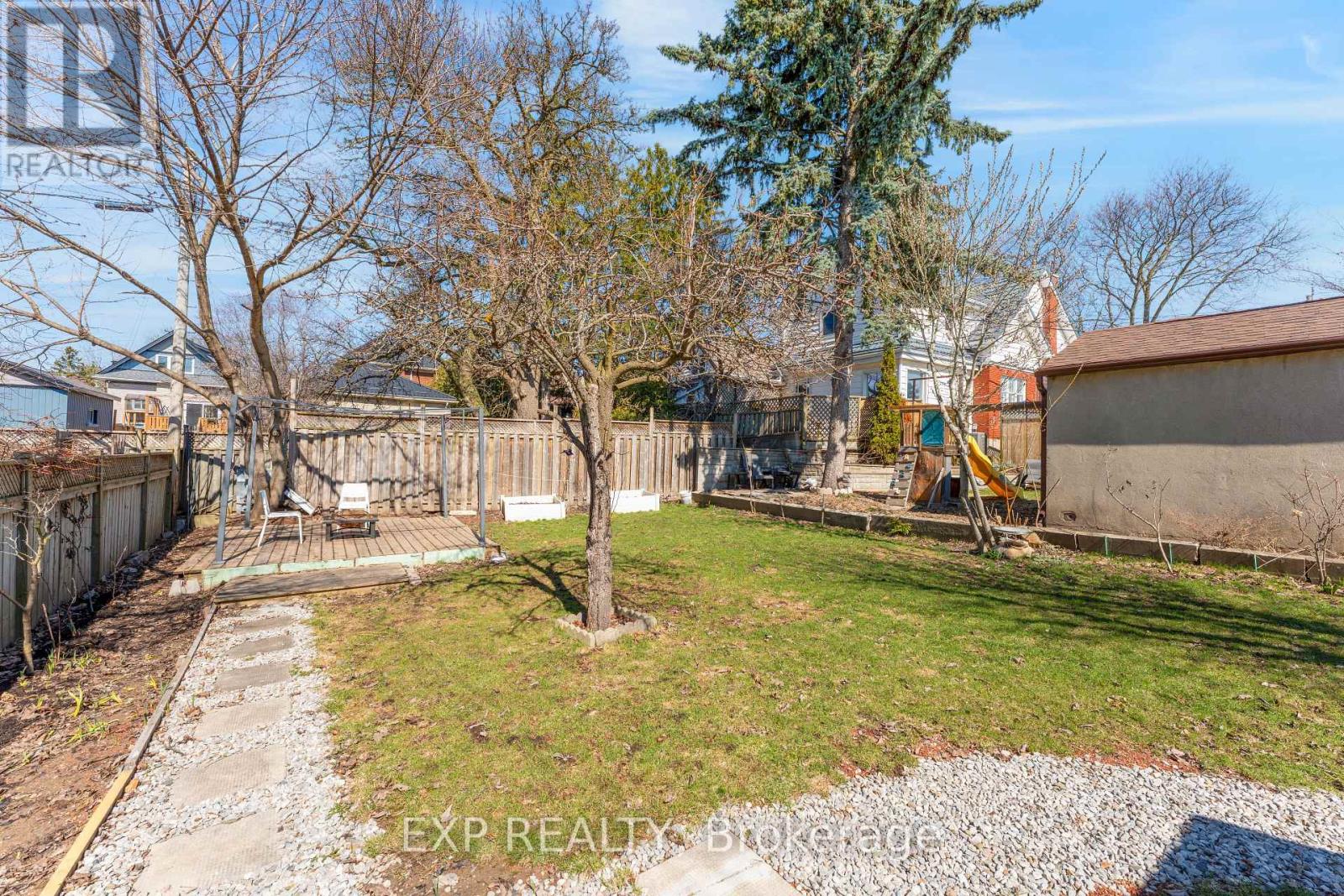 24 Onward Avenue, Kitchener, Ontario  N2H 3J7 - Photo 44 - X12978292