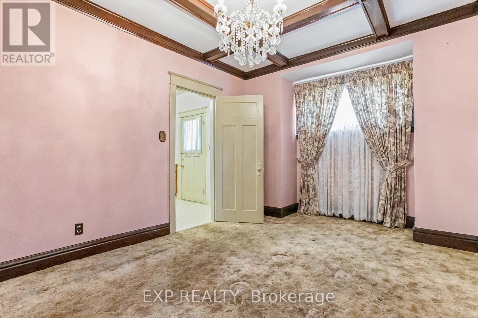 203 Balmoral Avenue S, Hamilton, Ontario  L8M 3K5 - Photo 11 - X12978330