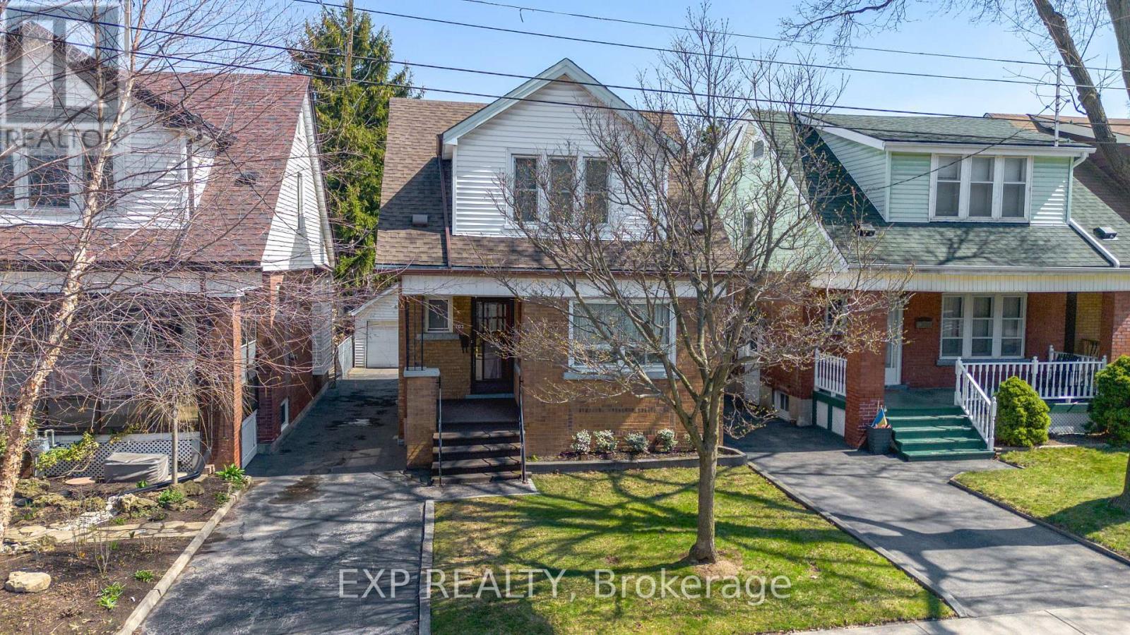 203 Balmoral Avenue S, Hamilton, Ontario  L8M 3K5 - Photo 2 - X12978330