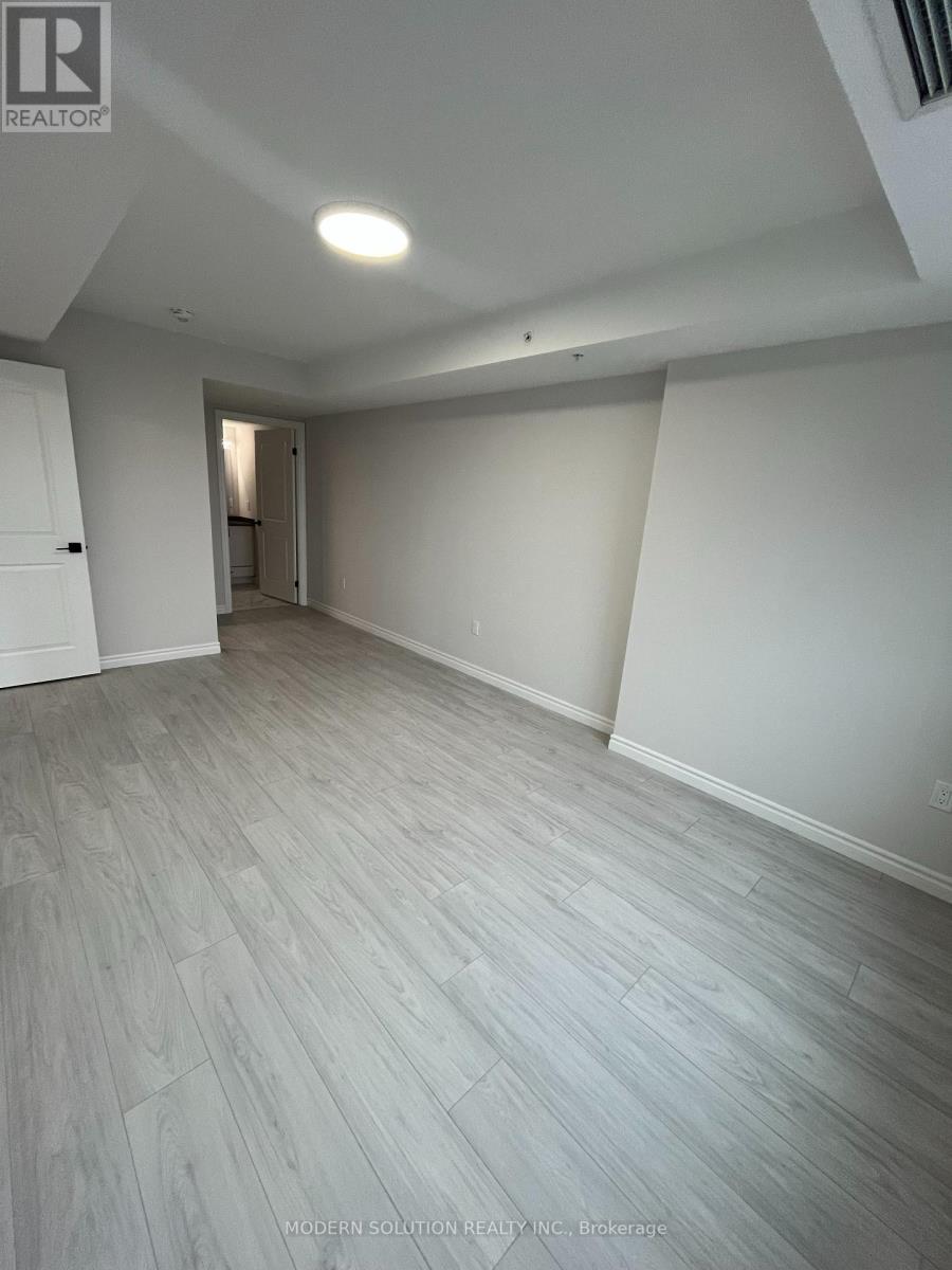 405 - 50 Otterbein Road, Kitchener, Ontario  N2B 3B7 - Photo 10 - X12978356