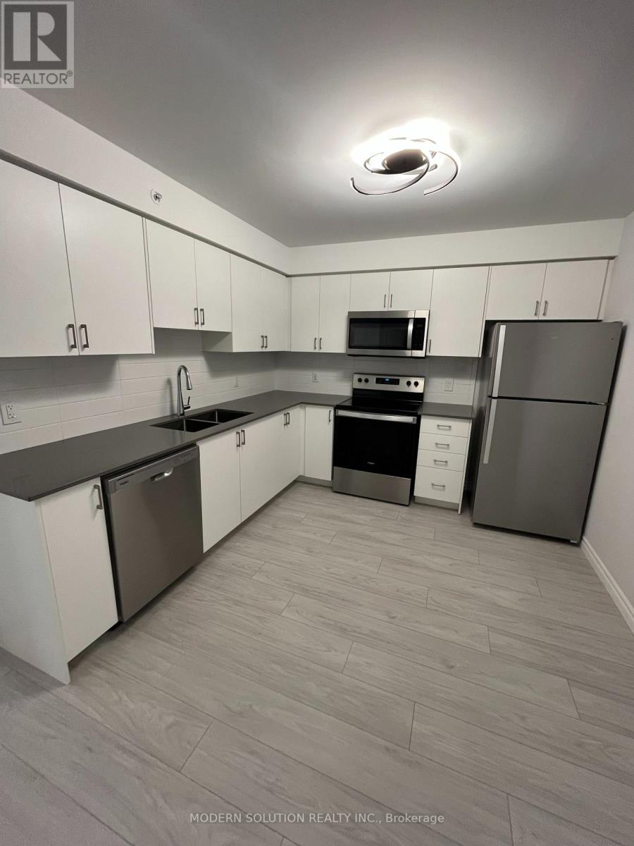 405 - 50 Otterbein Road, Kitchener, Ontario  N2B 3B7 - Photo 3 - X12978356