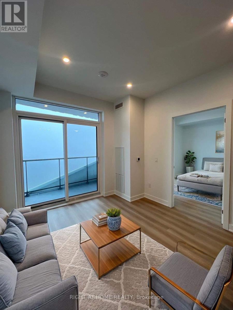 1211 - 25 Wellington Street, Kitchener, Ontario  N2G 0G5 - Photo 2 - X12978374