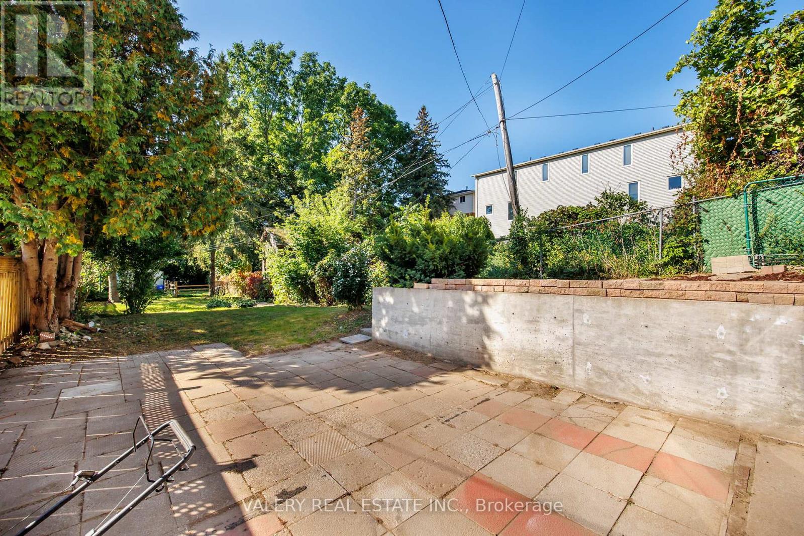 1 - 48 Clarence Street, Cambridge, Ontario  N3C 1K9 - Photo 23 - X12978414