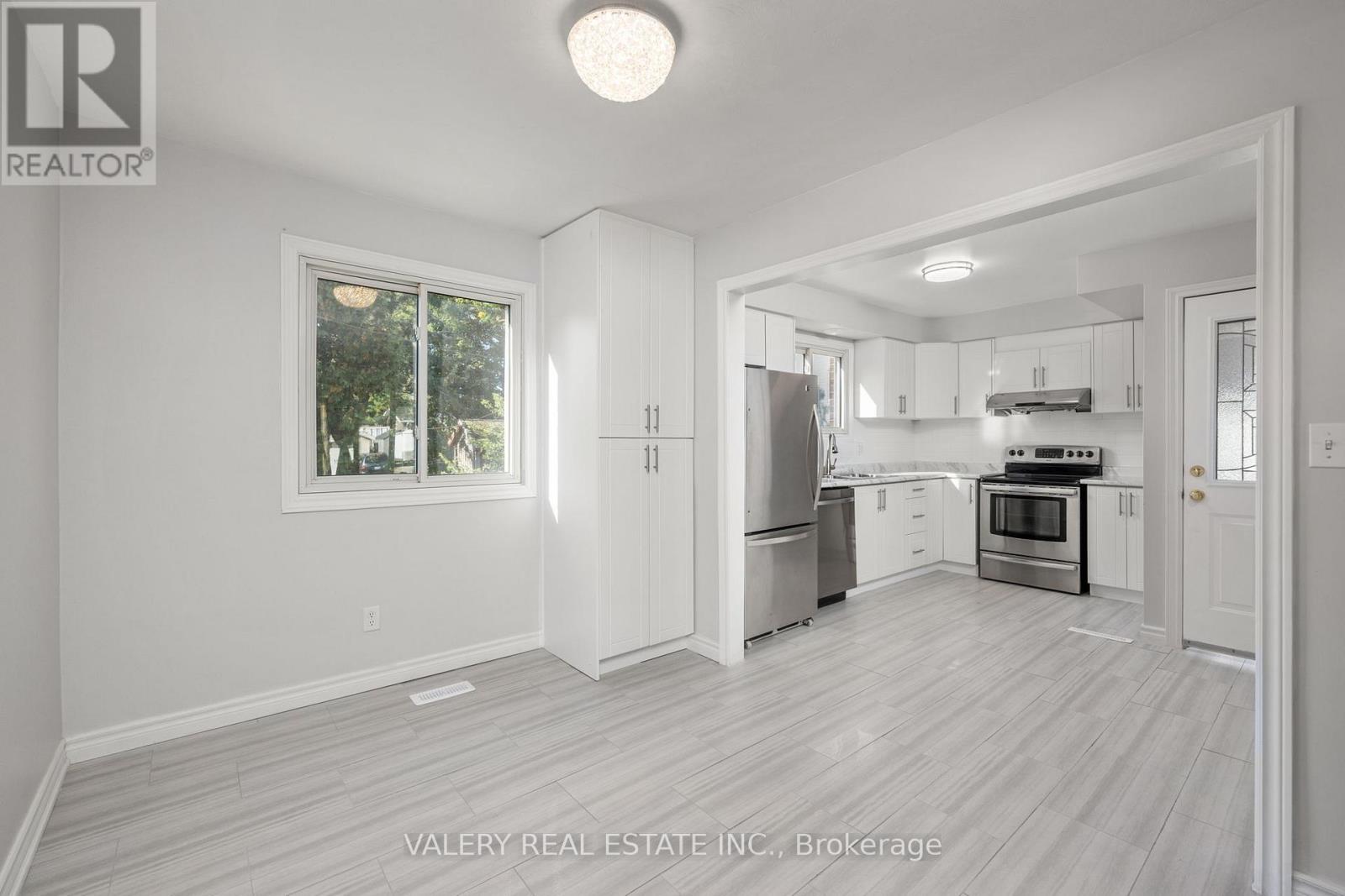 1 - 48 Clarence Street, Cambridge, Ontario  N3C 1K9 - Photo 7 - X12978414