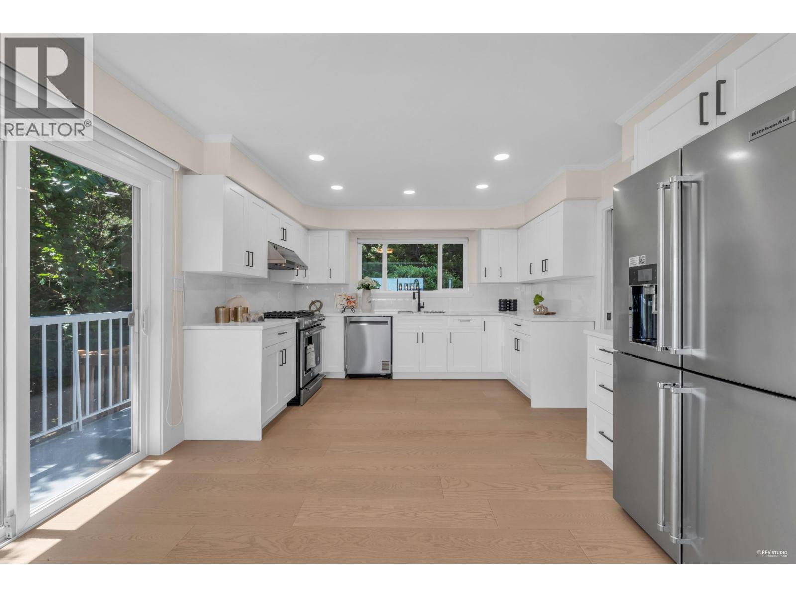 818 Younette Drive, West Vancouver, British Columbia  V7T 1S9 - Photo 8 - R3109067