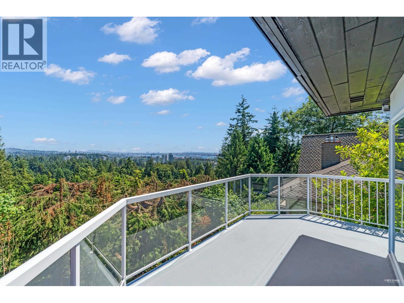 818 Younette Drive, West Vancouver, British Columbia  V7T 1S9 - Photo 5 - R3109067