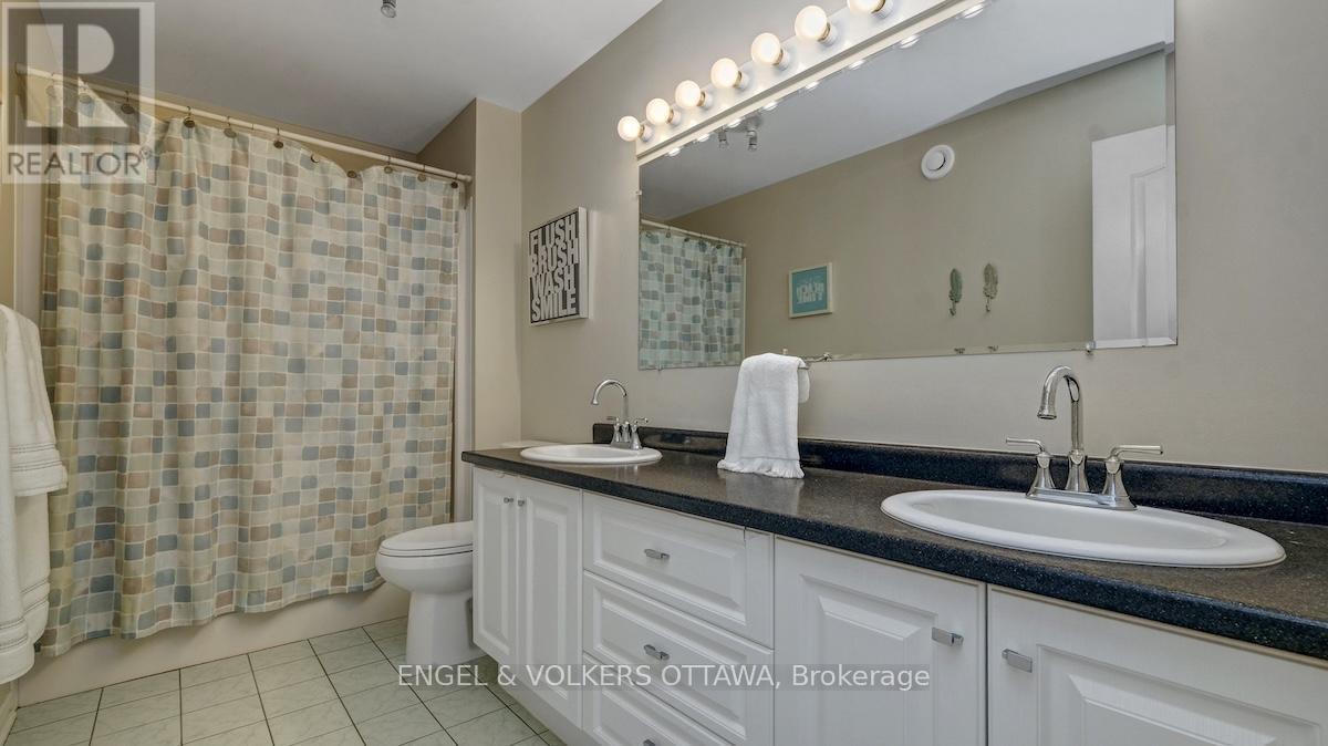 1263 Randboro Crescent, Ottawa, Ontario  K4B 1K7 - Photo 36 - X12978632