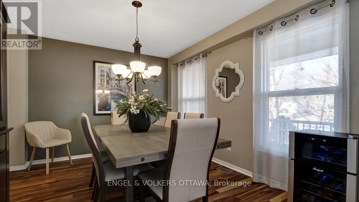 1263 Randboro Crescent, Ottawa, Ontario  K4B 1K7 - Photo 4 - X12978632