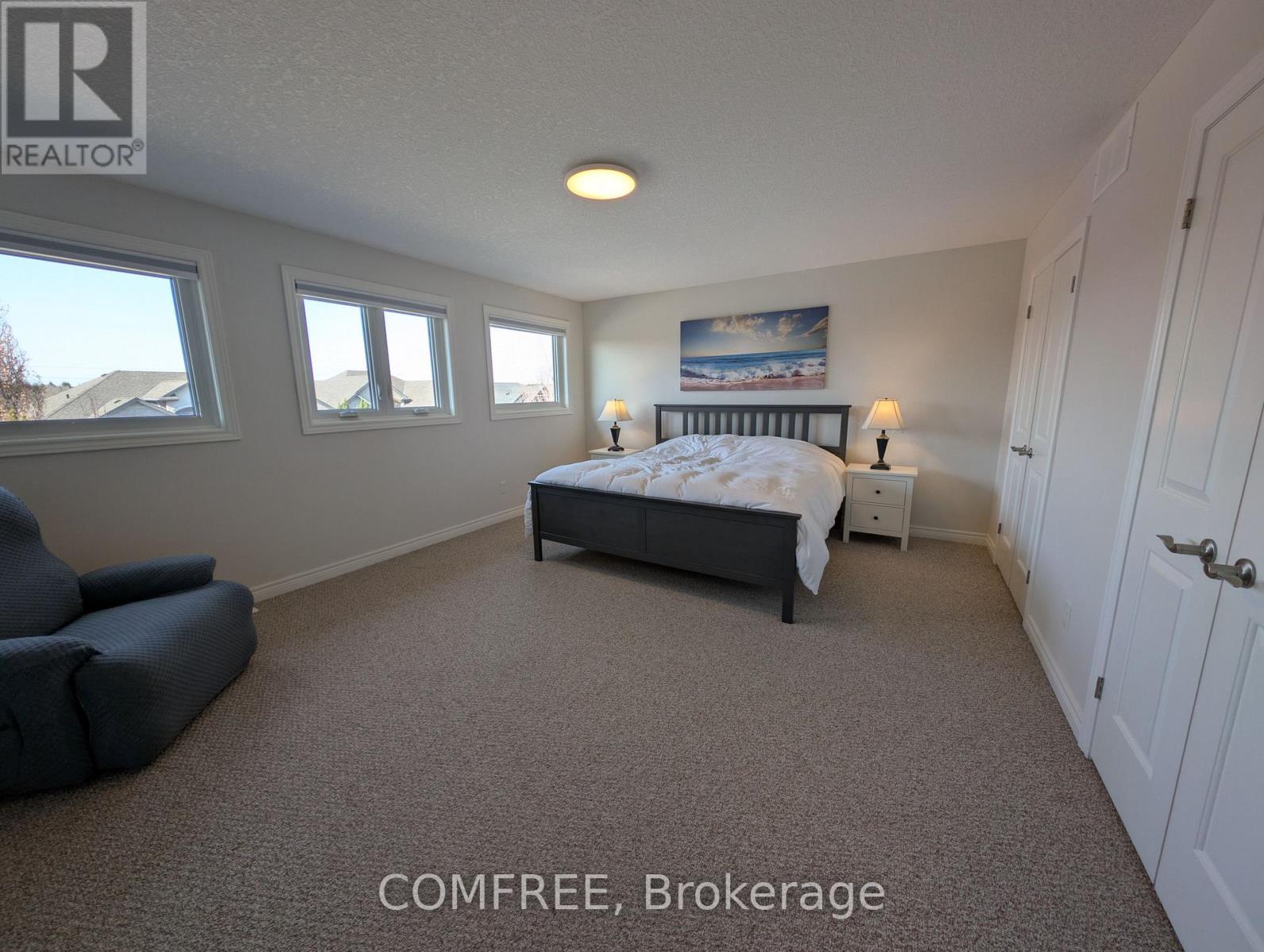 152 Juno Crescent, Woodstock, Ontario N4T 0H6 - Photo 13 - X12978644