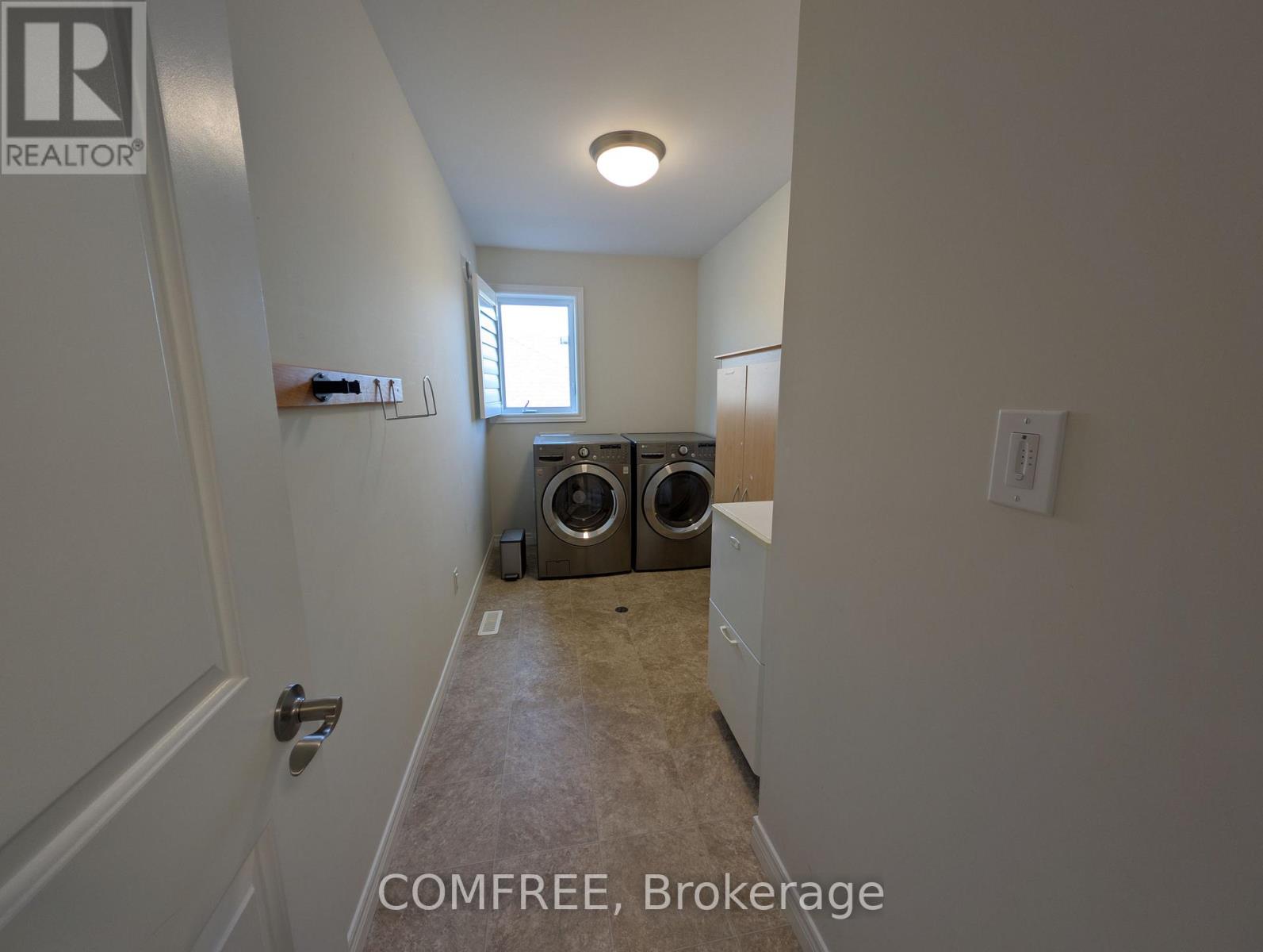 152 Juno Crescent, Woodstock, Ontario N4T 0H6 - Photo 23 - X12978644