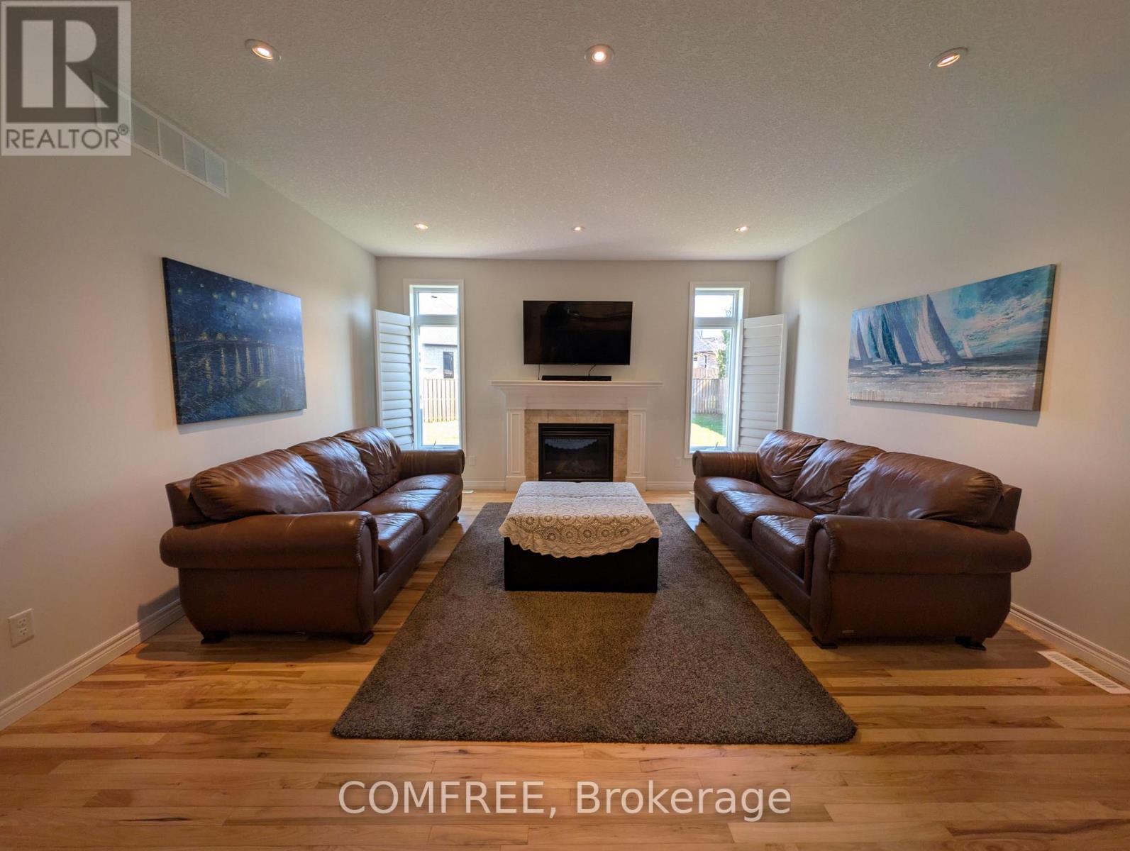 152 Juno Crescent, Woodstock, Ontario N4T 0H6 - Photo 7 - X12978644