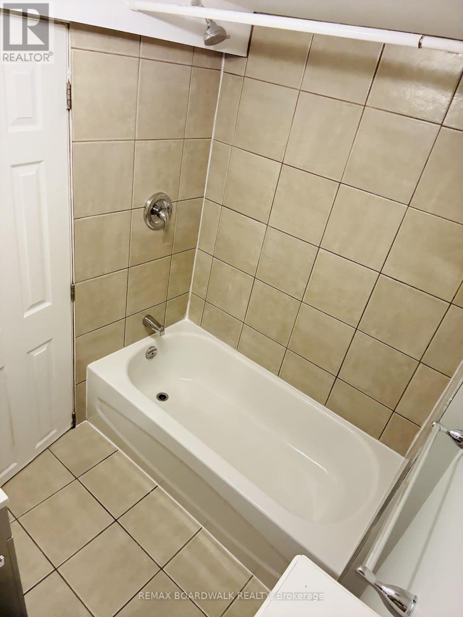 320 Laurier Avenue E, Ottawa, Ontario  K1N 6P6 - Photo 18 - X12978696