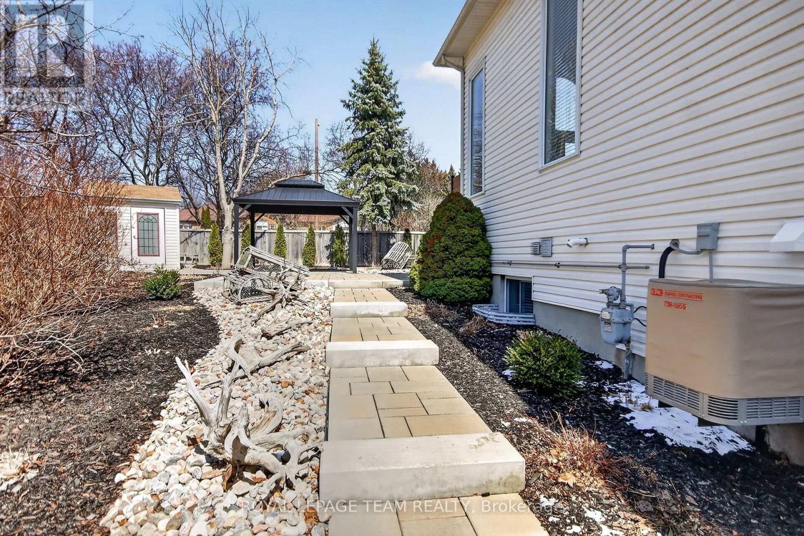 124 Macassa Circle, Ottawa, Ontario  K2T 1J9 - Photo 36 - X12978706