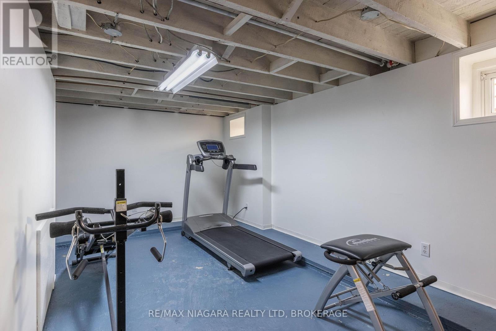 25 Wilson Street, St. Catharines, Ontario  L2R 5Z9 - Photo 17 - X12978496