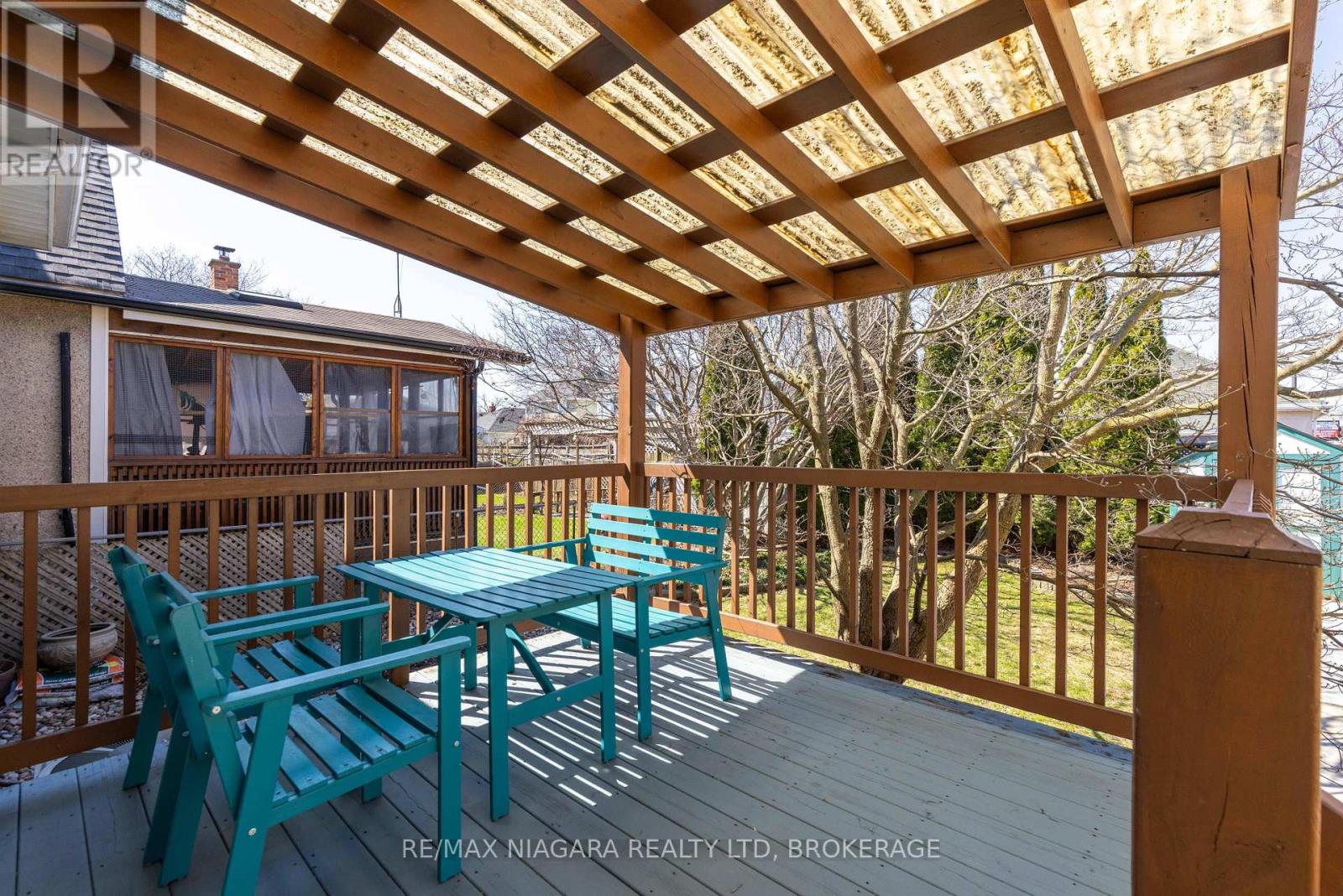 25 Wilson Street, St. Catharines, Ontario  L2R 5Z9 - Photo 2 - X12978496