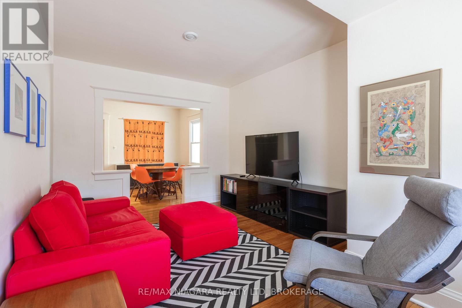 25 Wilson Street, St. Catharines, Ontario  L2R 5Z9 - Photo 7 - X12978496