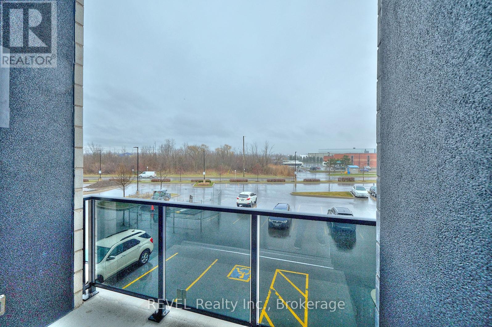 207 - 300b Fourth Avenue, St. Catharines, Ontario  L2S 0E6 - Photo 17 - X12978508