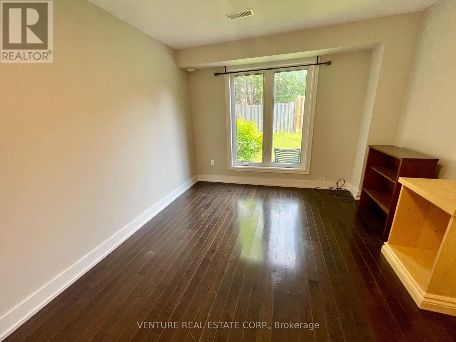 Rear - 55 Batson Drive, Aurora, Ontario  L4G 3P9 - Photo 8 - N12750164