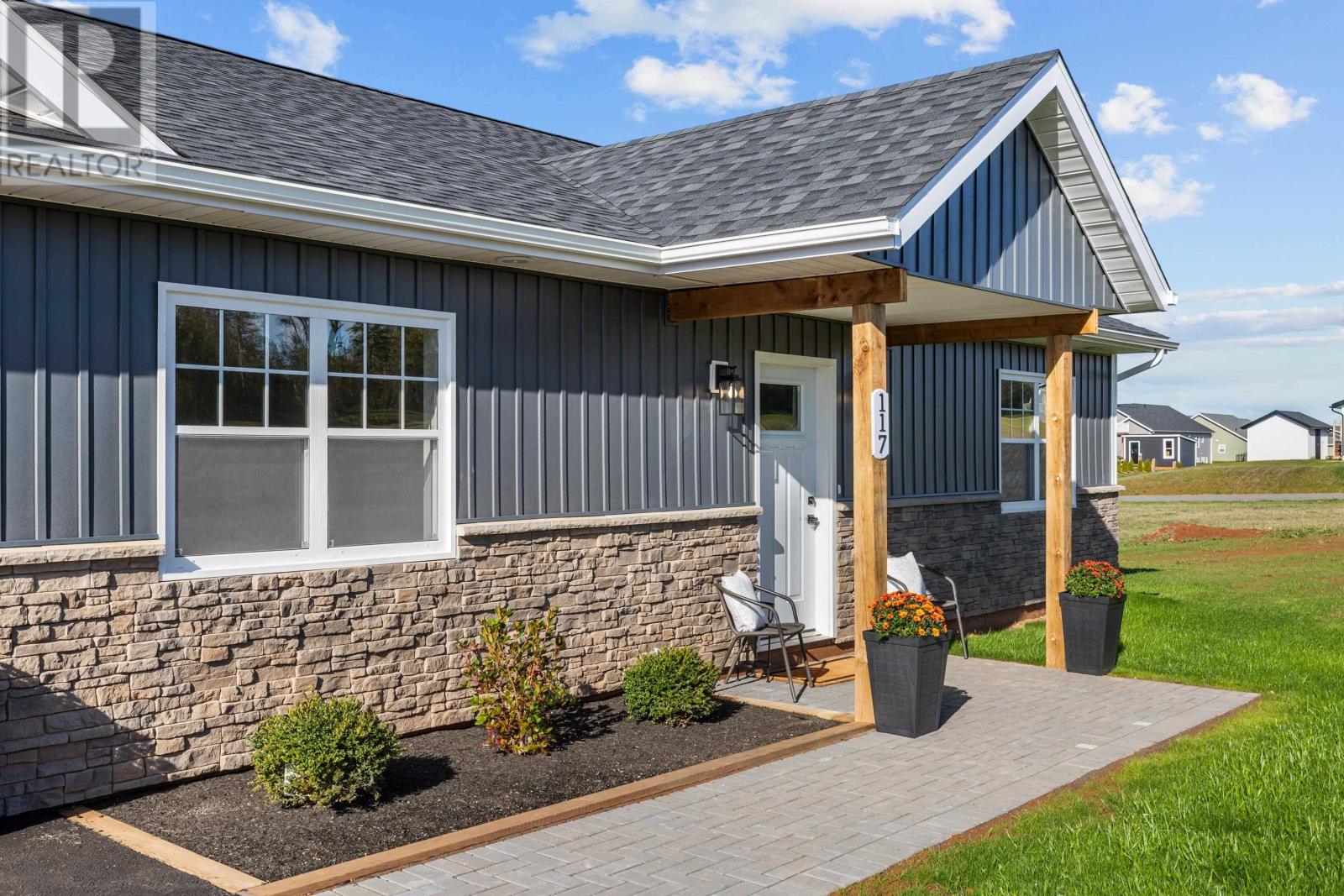 117 Waters Edge Lane, Cornwall, Prince Edward Island  C0A 1H4 - Photo 4 - 202606877