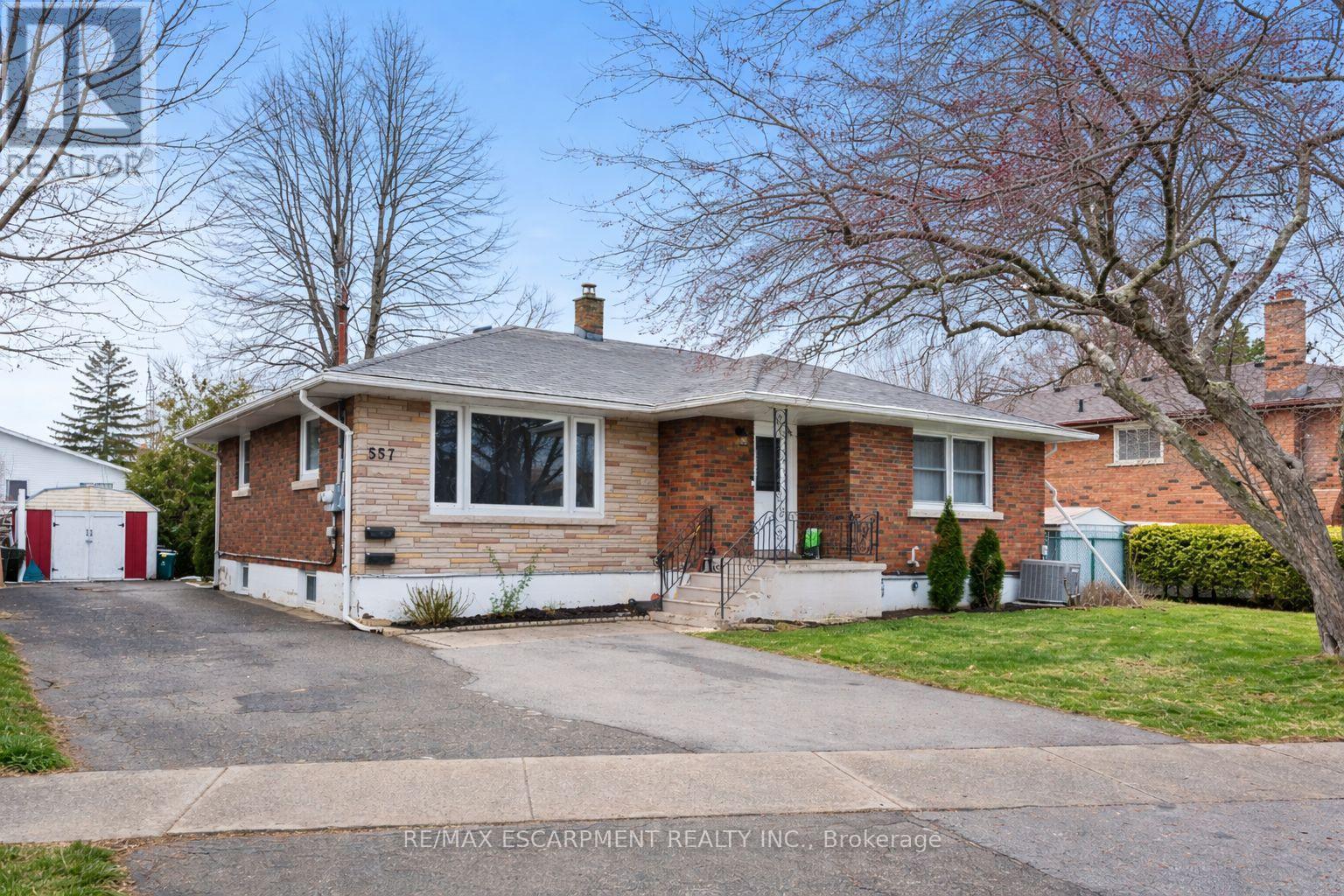 557 LAKE STREET, St. Catharines, Ontario