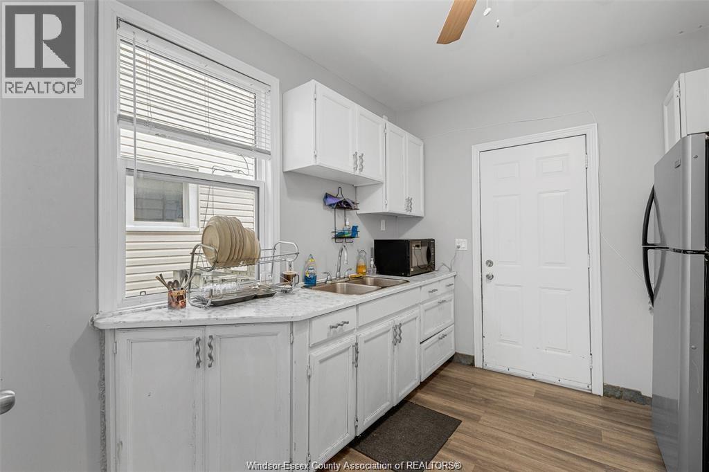 1333 Wyandotte Street West, Windsor, Ontario N9B 1H3 - Photo 18 - 26007685