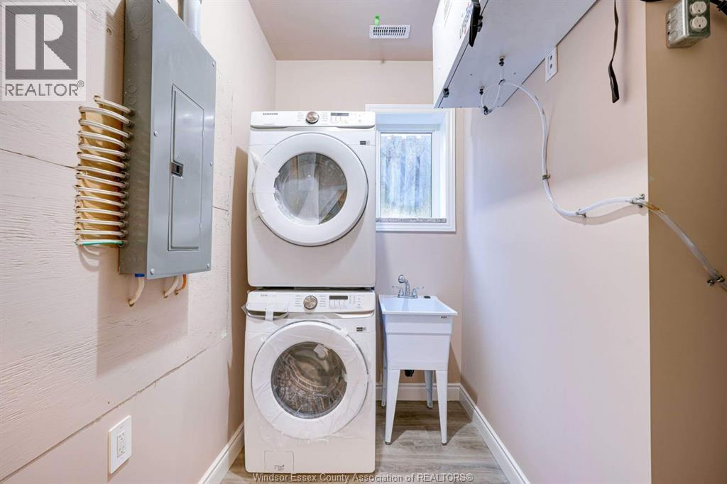 653 Bridge, Windsor, Ontario  N9B 2M5 - Photo 6 - 26007682