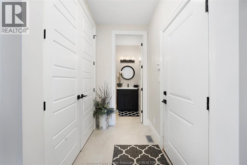 256 Xavier Circle, Lakeshore, Ontario  N0R 1A0 - Photo 19 - 26007633