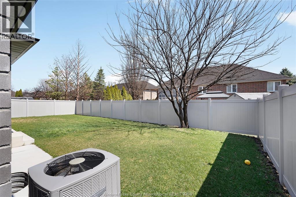 256 Xavier Circle, Lakeshore, Ontario  N0R 1A0 - Photo 47 - 26007633