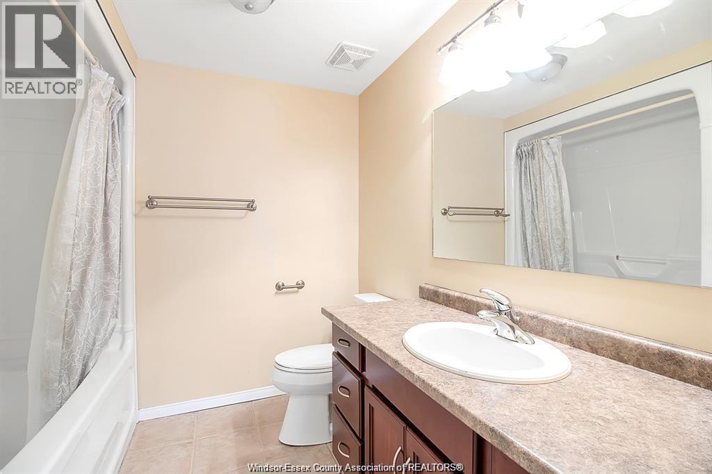 315 Village Grove Drive Unit# 103, Tecumseh, Ontario  N8N 5G4 - Photo 17 - 26007519