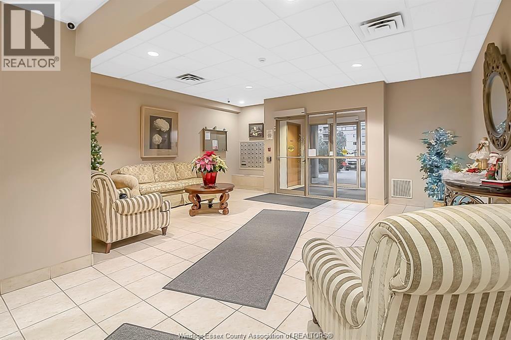 315 Village Grove Drive Unit# 103, Tecumseh, Ontario  N8N 5G4 - Photo 6 - 26007519