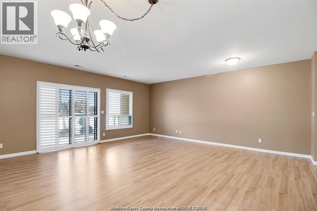 315 Village Grove Drive Unit# 103, Tecumseh, Ontario  N8N 5G4 - Photo 8 - 26007519