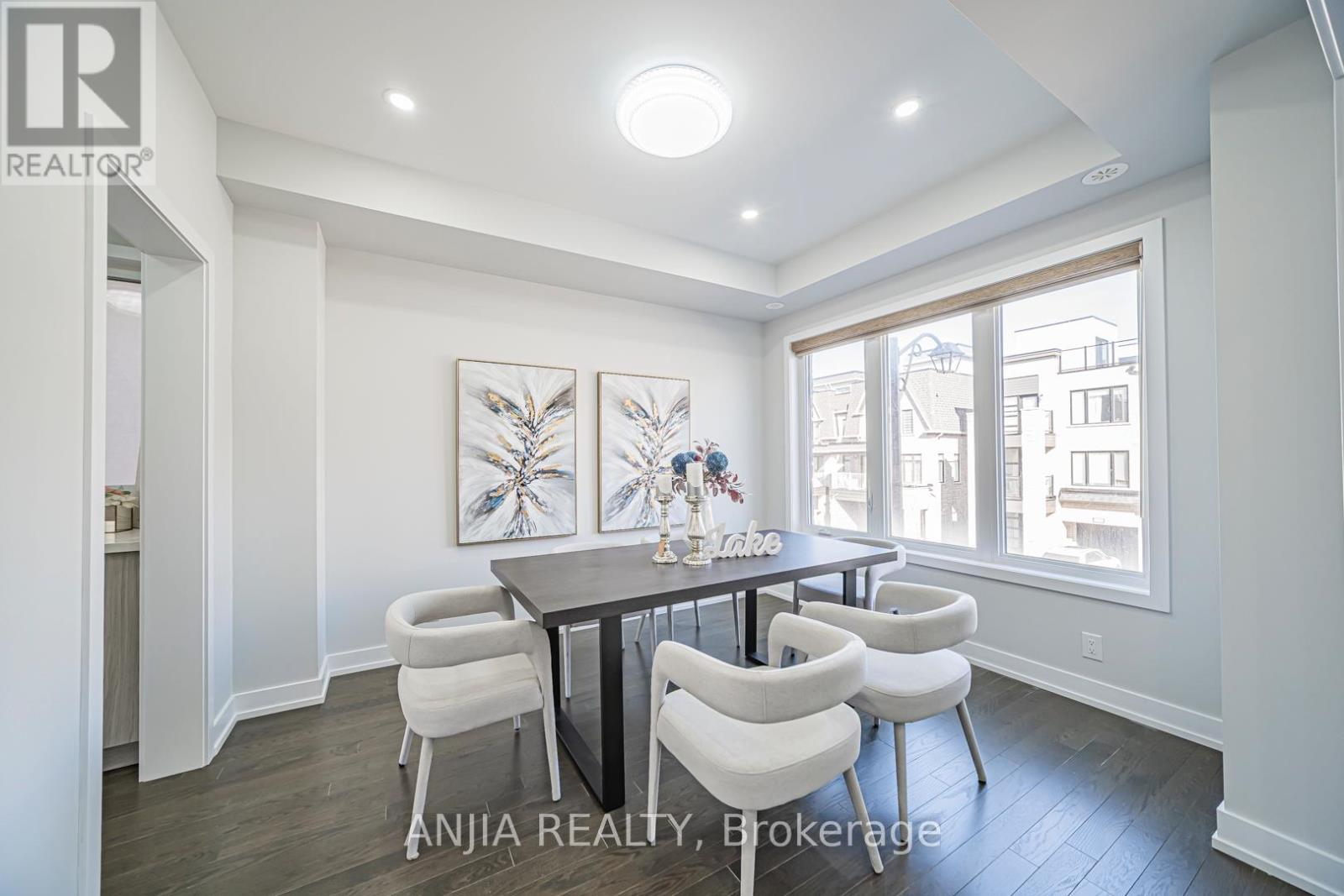 17 William Shearn Crescent S, Markham, Ontario  L6C 3J3 - Photo 11 - N12948722