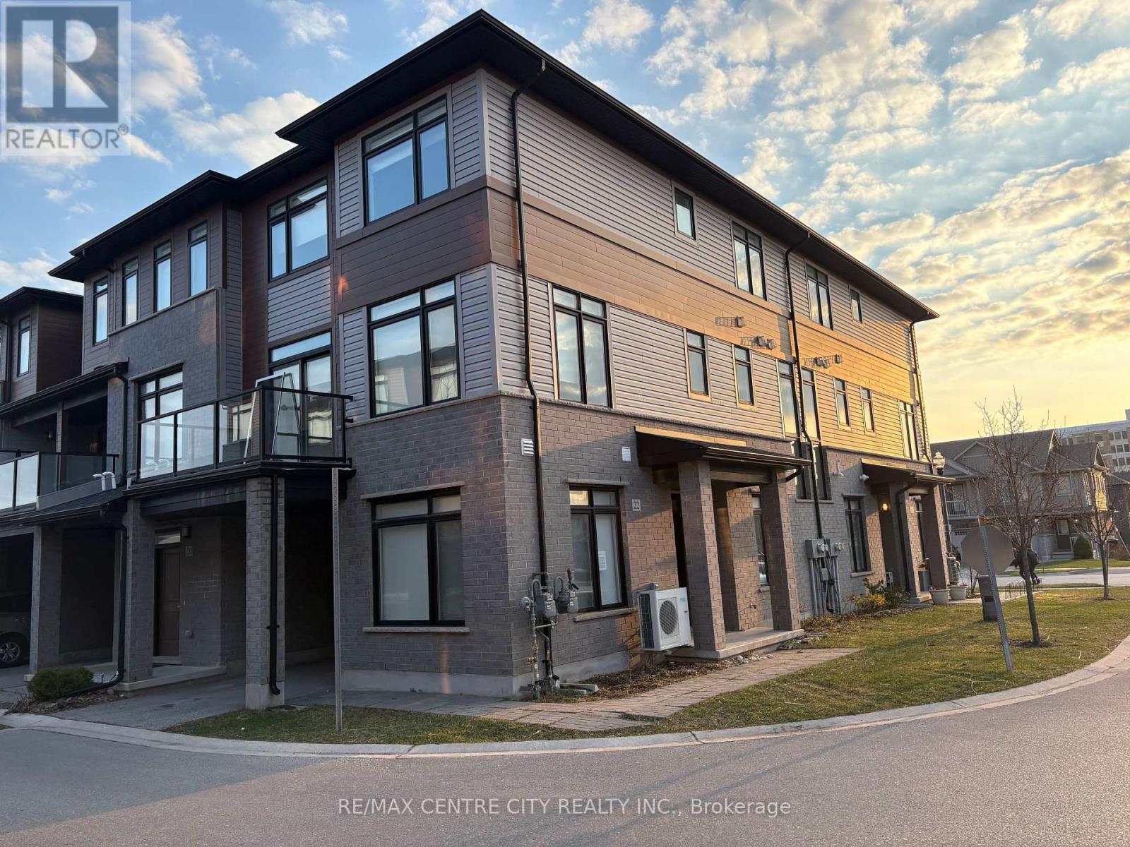 22 - 3260 Singleton Avenue, London South, Ontario  N6L 0E7 - Photo 2 - X12749366