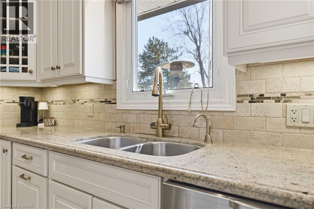 303 Orkney Street W, Caledonia, Ontario  N3W 1A3 - Photo 14 - 40819234