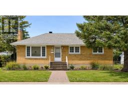 41 CAPILANO DRIVE, Ottawa, Ontario