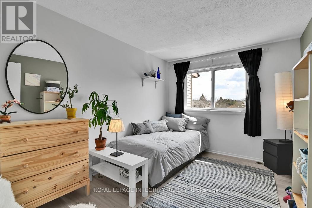 430 Sandhamn Private, Ottawa, Ontario  K1T 2Z1 - Photo 9 - X12968440